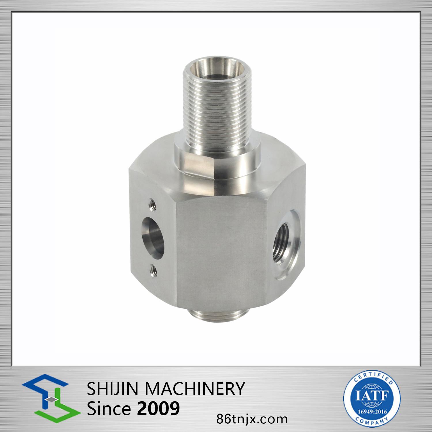 汽車行(xing)業-非標定製汽車零件2，角度1